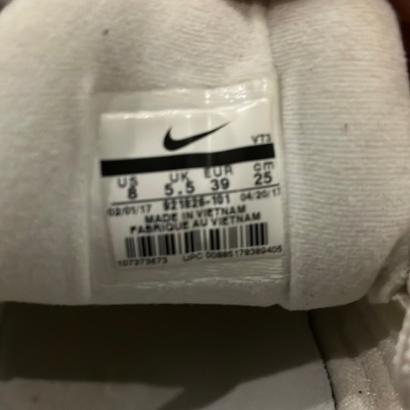 Nike Airmax 97 ‘Triple White’ - Picture 3 of 3